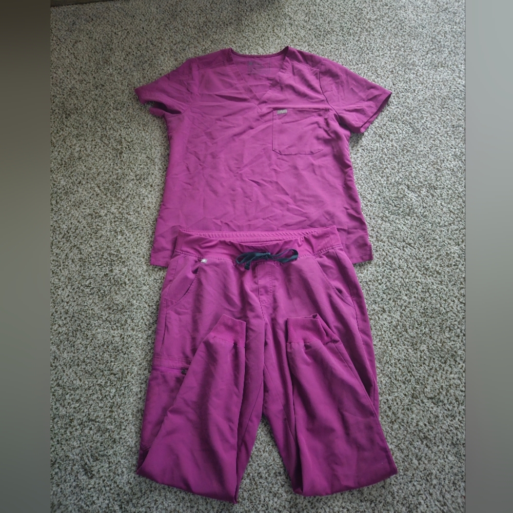 Figs Women's Scrub Set in Purple